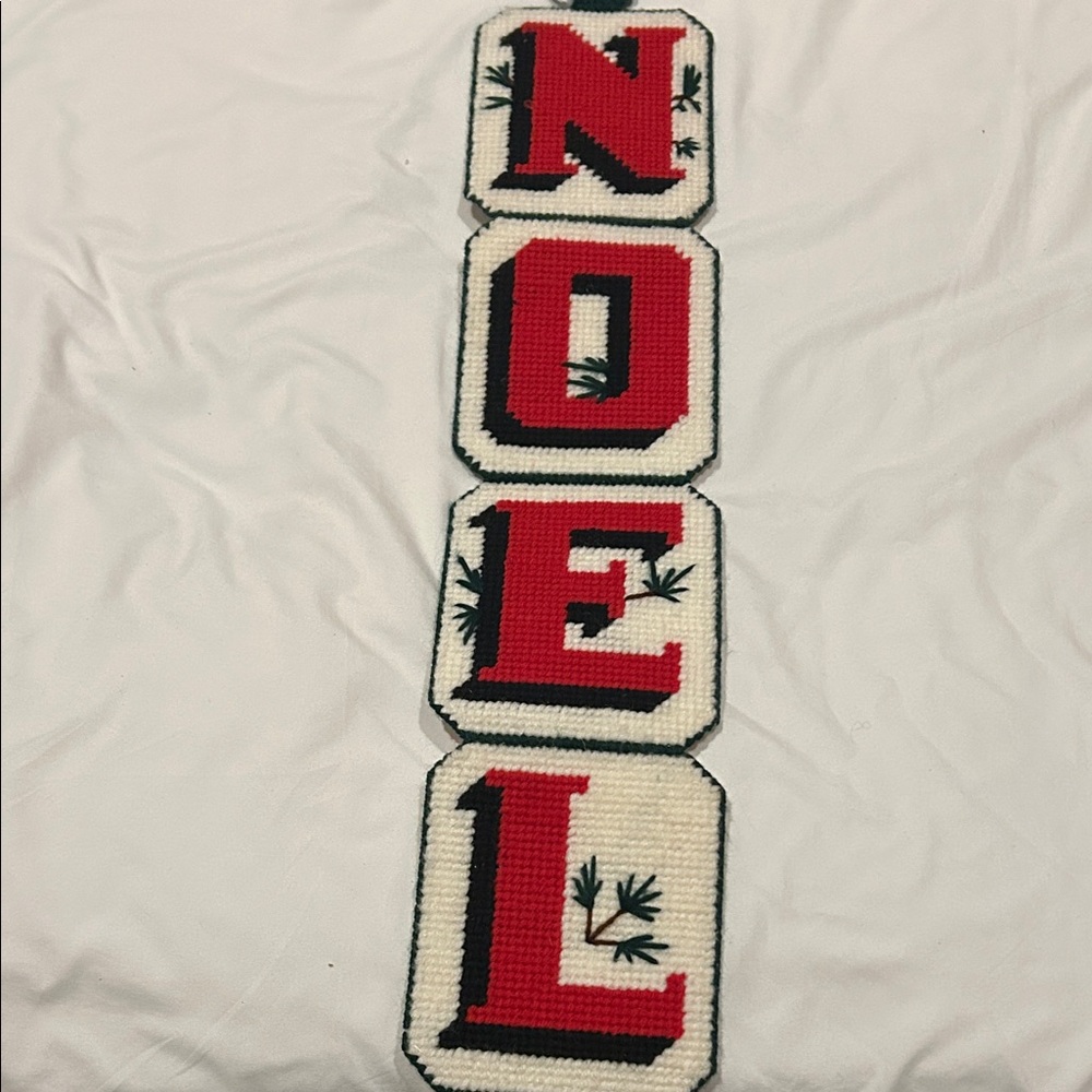 “NOEL” Plastic Canvas Needlepoint Vintage Retro MCM Christmas Decor Wall Hanger